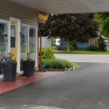 Harmony Inn Goderich Bagian luar foto