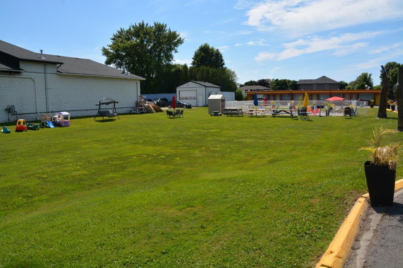 Harmony Inn Goderich Bagian luar foto
