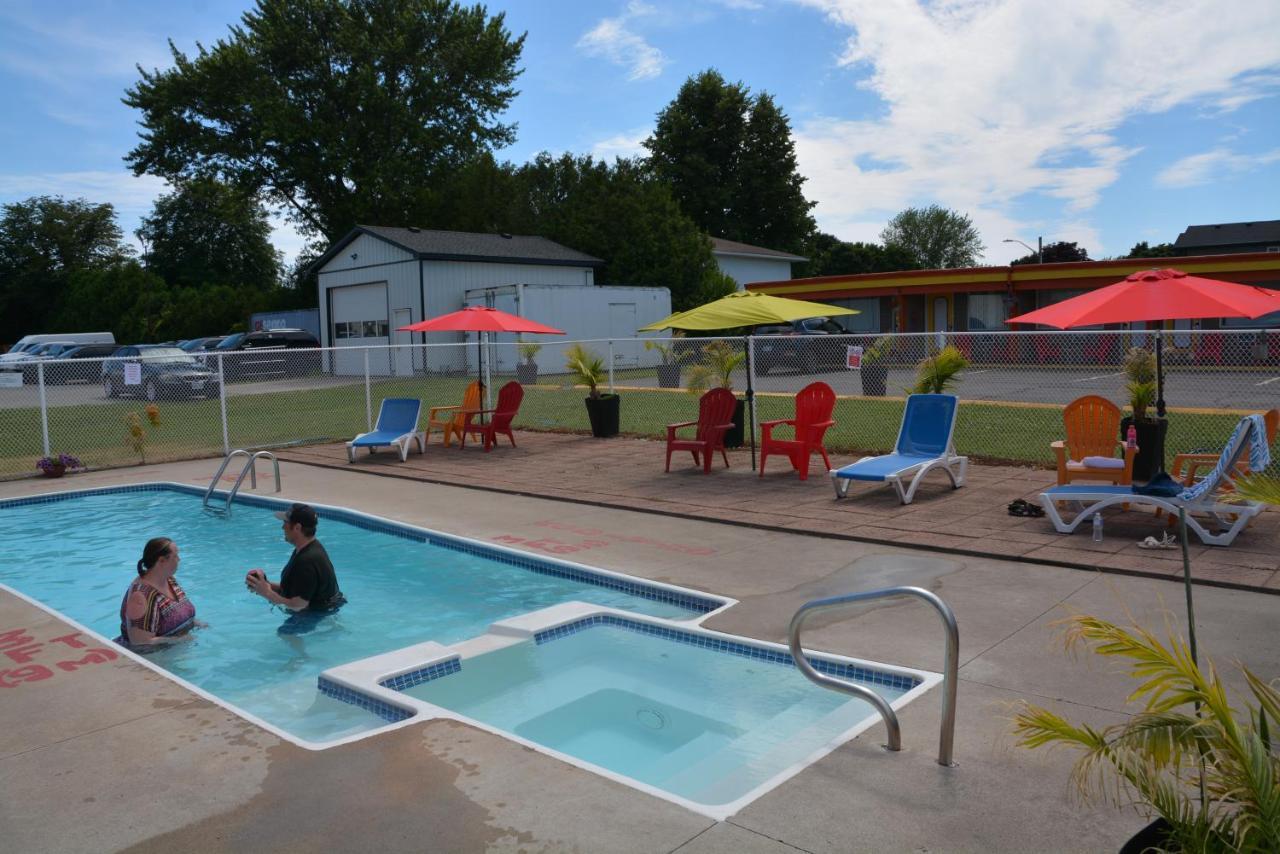 Harmony Inn Goderich Bagian luar foto