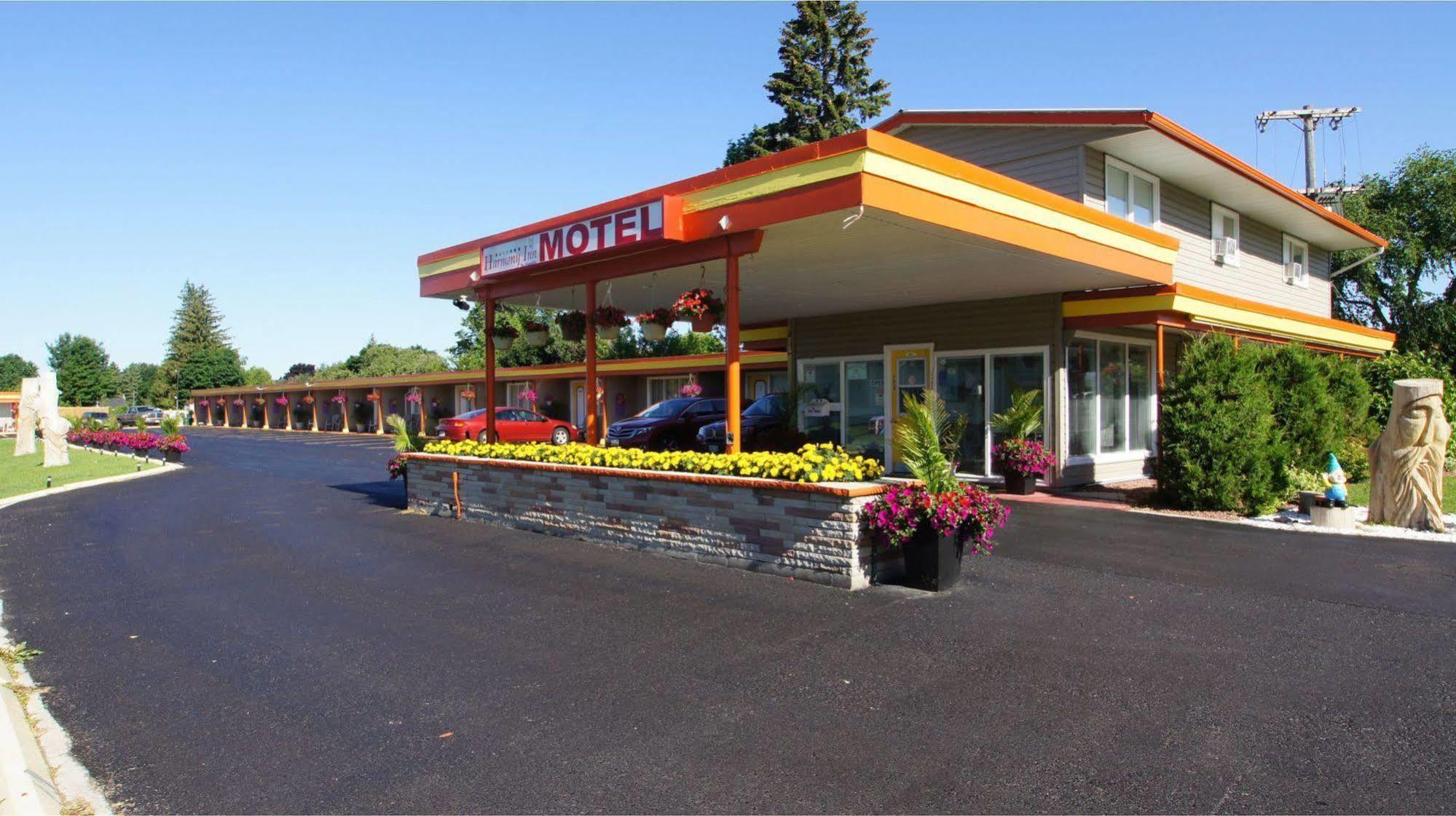 Harmony Inn Goderich Bagian luar foto